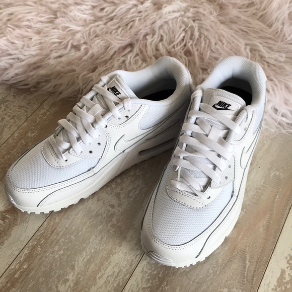 air max triple white